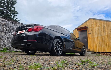 BMW 7 серия, 2012 год, 2 270 000 рублей, 32 фотография