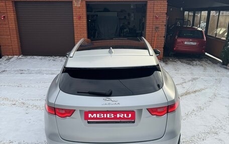 Jaguar F-Pace, 2018 год, 4 800 000 рублей, 5 фотография