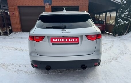 Jaguar F-Pace, 2018 год, 4 800 000 рублей, 18 фотография