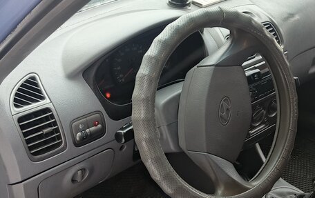 Hyundai Accent II, 2003 год, 270 000 рублей, 11 фотография