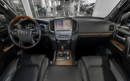 Toyota Land Cruiser 200, 2016 год, 4 950 000 рублей, 8 фотография