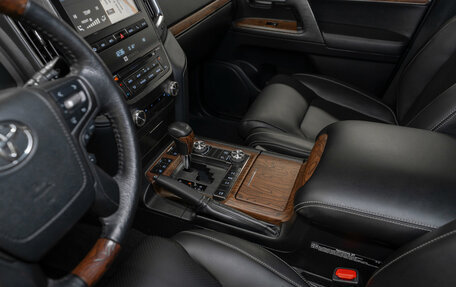 Toyota Land Cruiser 200, 2016 год, 4 950 000 рублей, 14 фотография