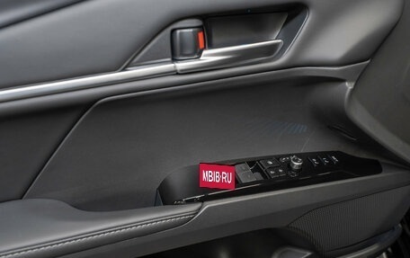 Toyota Camry, 2025 год, 4 650 000 рублей, 16 фотография