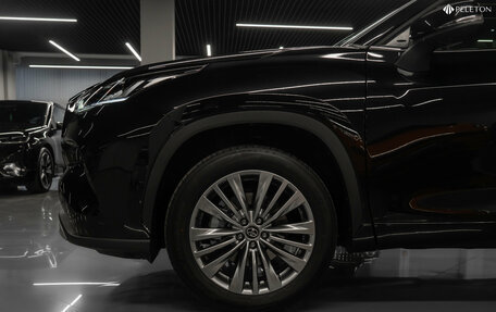 Toyota Highlander, 2025 год, 5 650 000 рублей, 29 фотография