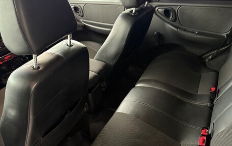 Chevrolet Niva I рестайлинг, 2011 год, 575 000 рублей, 3 фотография