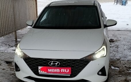 Hyundai Solaris II рестайлинг, 2020 год, 1 590 000 рублей, 6 фотография