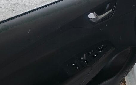 Hyundai Solaris II рестайлинг, 2020 год, 1 590 000 рублей, 22 фотография