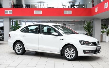 Volkswagen Polo VI (EU Market), 2018 год, 990 000 рублей, 3 фотография