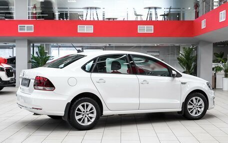 Volkswagen Polo VI (EU Market), 2018 год, 990 000 рублей, 2 фотография