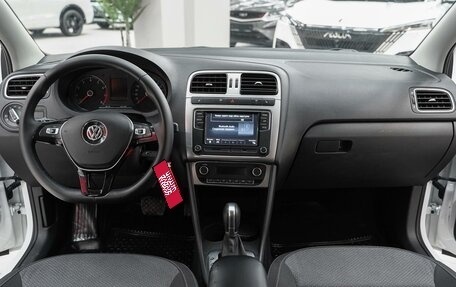 Volkswagen Polo VI (EU Market), 2018 год, 990 000 рублей, 6 фотография