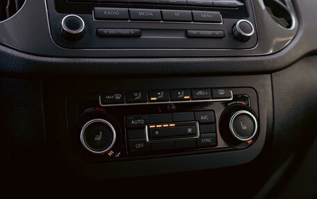 Volkswagen Tiguan I, 2013 год, 1 295 000 рублей, 15 фотография