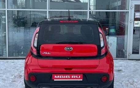 KIA Soul II рестайлинг, 2018 год, 1 699 000 рублей, 4 фотография