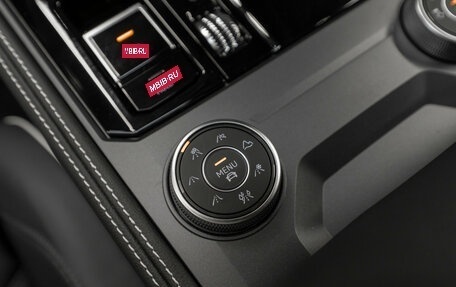 Volkswagen Touareg III, 2025 год, 12 100 000 рублей, 28 фотография