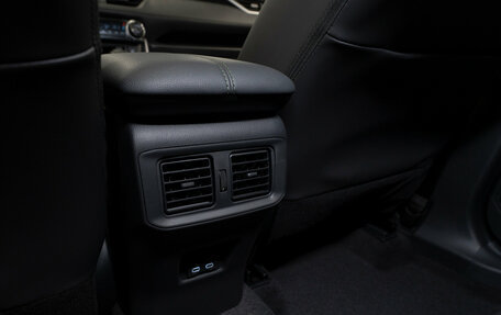 Toyota RAV4, 2025 год, 4 300 000 рублей, 14 фотография