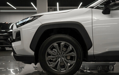 Toyota RAV4, 2025 год, 4 300 000 рублей, 26 фотография