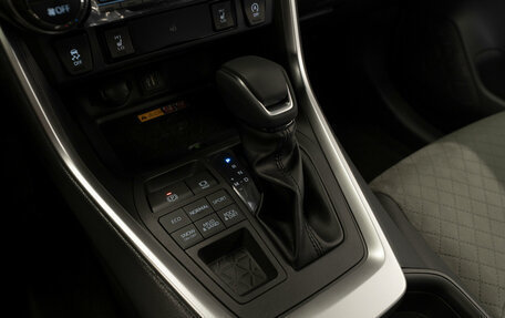 Toyota RAV4, 2025 год, 4 300 000 рублей, 22 фотография