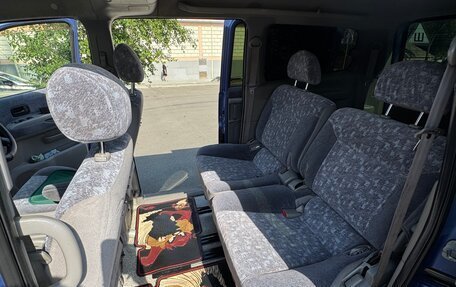 Nissan Serena II, 2000 год, 520 000 рублей, 11 фотография