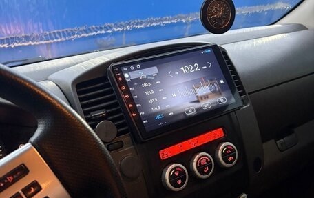 Nissan Navara (Frontier), 2012 год, 1 590 000 рублей, 8 фотография