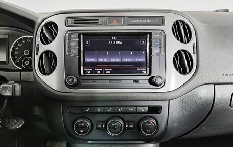 Volkswagen Tiguan I, 2016 год, 1 559 000 рублей, 18 фотография