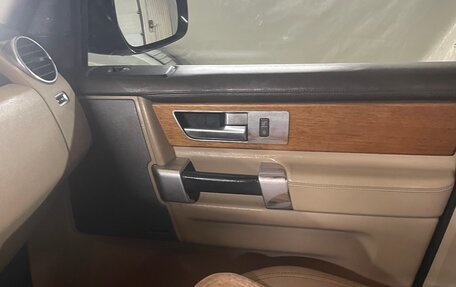 Land Rover Discovery IV, 2016 год, 3 000 000 рублей, 17 фотография