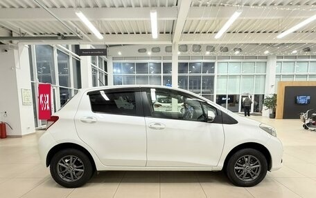 Toyota Vitz, 2011 год, 809 000 рублей, 7 фотография