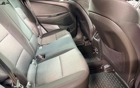 Hyundai Tucson III, 2018 год, 2 380 000 рублей, 21 фотография