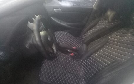 Hyundai Solaris II рестайлинг, 2014 год, 290 000 рублей, 3 фотография