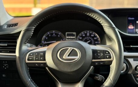 Lexus ES VII, 2018 год, 2 990 000 рублей, 21 фотография