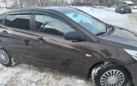 Hyundai Solaris II рестайлинг, 2015 год, 1 100 000 рублей, 5 фотография