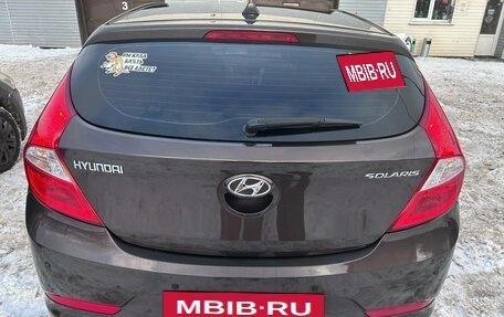 Hyundai Solaris II рестайлинг, 2015 год, 1 100 000 рублей, 7 фотография