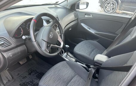 Hyundai Solaris II рестайлинг, 2015 год, 1 100 000 рублей, 19 фотография