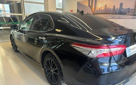 Toyota Camry, 2019 год, 3 100 000 рублей, 6 фотография