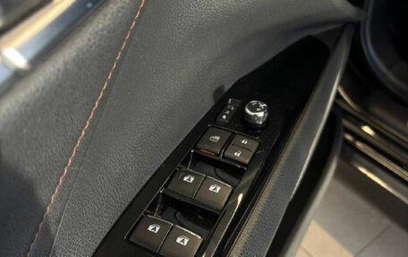 Toyota Camry, 2019 год, 3 100 000 рублей, 17 фотография