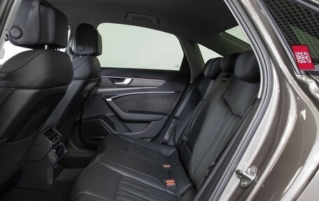 Audi A6, 2018 год, 3 750 000 рублей, 10 фотография