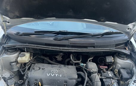 Toyota Ist II, 2004 год, 520 000 рублей, 7 фотография