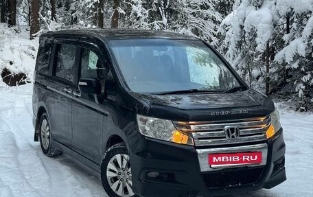 Honda Stepwgn IV, 2011 год, 1 450 000 рублей, 2 фотография