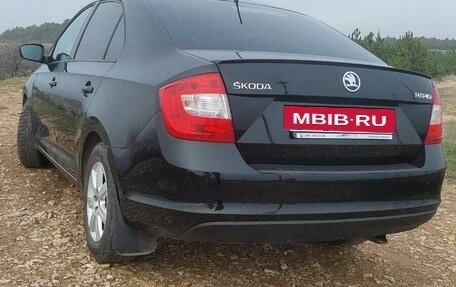 Skoda Rapid I, 2014 год, 950 000 рублей, 3 фотография