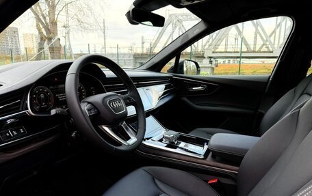 Audi Q7, 2025 год, 10 680 000 рублей, 17 фотография