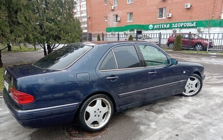 Mercedes-Benz E-Класс, 1997 год, 399 999 рублей, 4 фотография