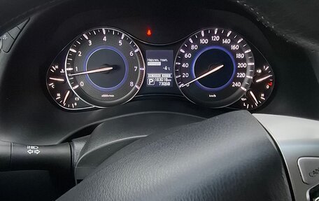 Infiniti QX80 I рестайлинг, 2016 год, 3 100 000 рублей, 12 фотография