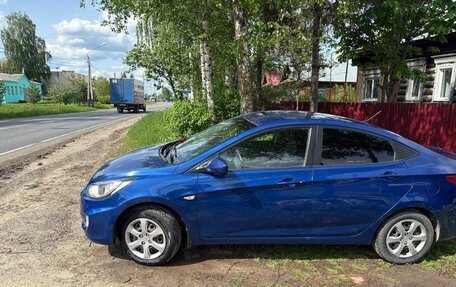 Hyundai Solaris II рестайлинг, 2013 год, 580 000 рублей, 3 фотография