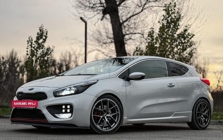 KIA cee'd GT II, 2014 год, 1 050 000 рублей, 8 фотография