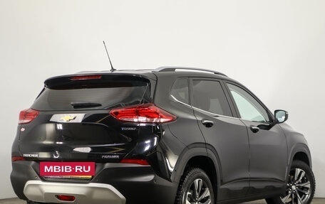 Chevrolet Tracker, 2023 год, 2 399 000 рублей, 5 фотография