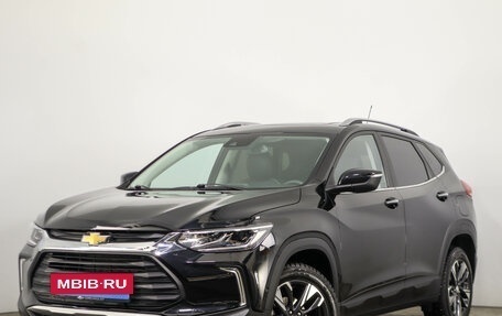 Chevrolet Tracker, 2023 год, 2 399 000 рублей, 4 фотография