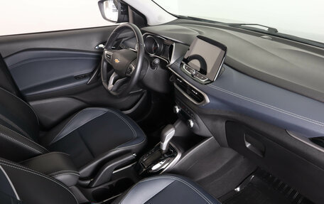 Chevrolet Tracker, 2023 год, 2 399 000 рублей, 14 фотография