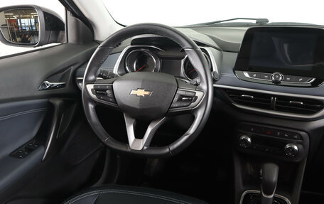 Chevrolet Tracker, 2023 год, 2 399 000 рублей, 15 фотография