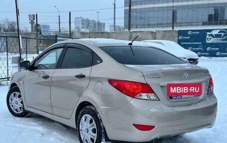 Hyundai Solaris II рестайлинг, 2012 год, 615 000 рублей, 5 фотография