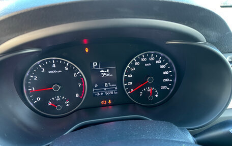 KIA Rio IV, 2018 год, 1 625 000 рублей, 14 фотография