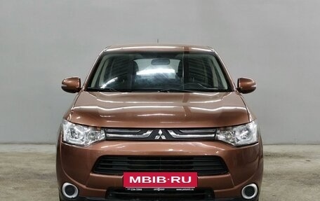 Mitsubishi Outlander III рестайлинг 3, 2012 год, 1 100 000 рублей, 3 фотография