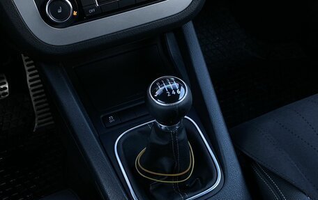 Volkswagen Scirocco III рестайлинг, 2011 год, 1 050 000 рублей, 19 фотография